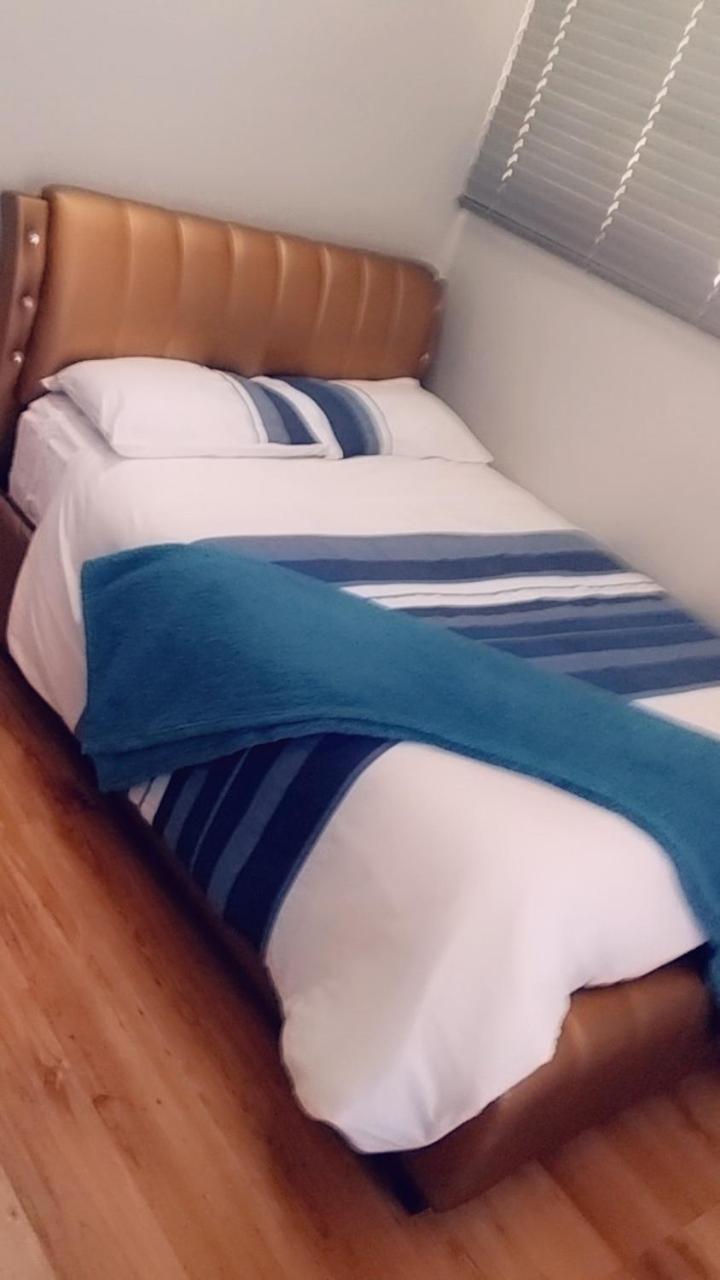 Midrand Bed And Breakfast Экстерьер фото